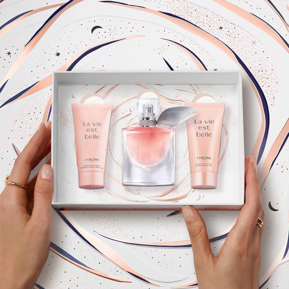 LA VIE EST BELLE 30ML КОМПЛЕКТ ЗА ГРИЖА ЗА ТЯЛОТО