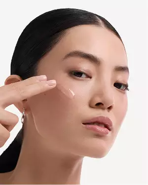 Илюстрация на грижата за хидратация от Lancome